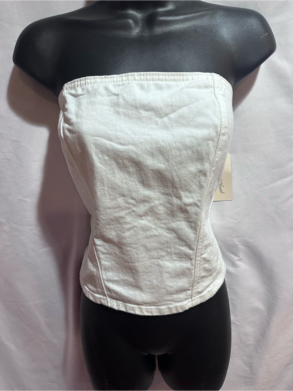 Universal Threads Ivory Bustier Top
Size 16